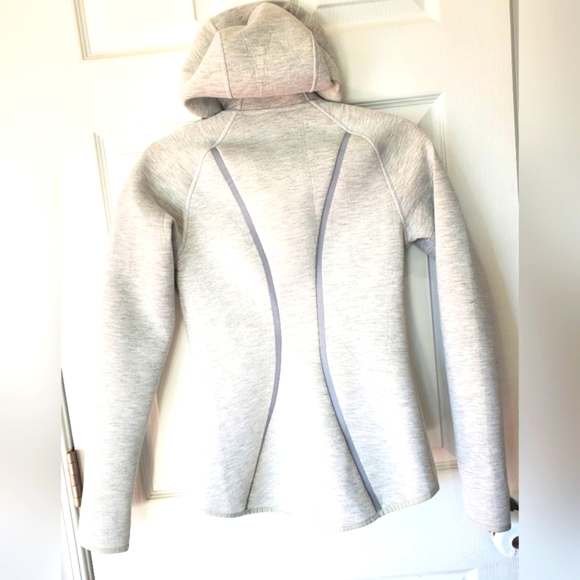 Athleta Fuse Scuba Full Zip Hooded Jacket Size:XXS - Picture 4 of 16